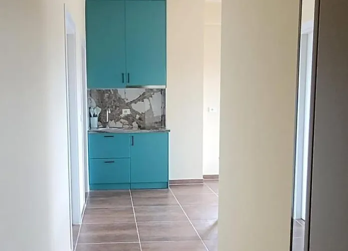 Happy At Bistrica Saranda