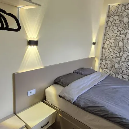 Apartment Happy At Bistrica Sarande